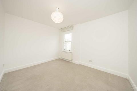 2 bedroom flat to rent, Church Road, Richmond TW9