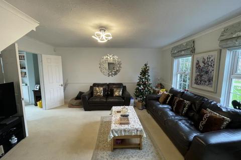 4 bedroom detached house to rent, Wokingham,  Berkshire,  RG41