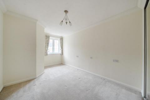 1 bedroom retirement property for sale, Beaufort Lodge,  Grove Road,  Woking,  Surrey,  GU21