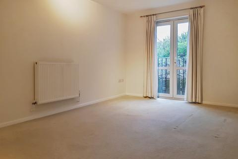 2 bedroom apartment to rent, Savernake Street, Swindon SN1