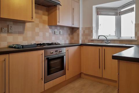 2 bedroom apartment to rent, Savernake Street, Swindon SN1