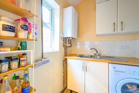 3 bedroom terraced house for sale, Station Road, Leeds, LS27