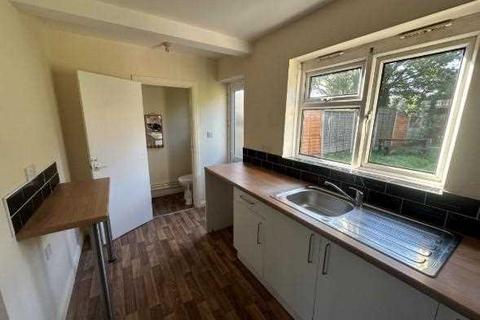 2 bedroom end of terrace house to rent, Sheen Road, Birmingham