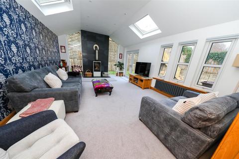 4 bedroom detached house for sale, Leslie Mains, Glenrothes