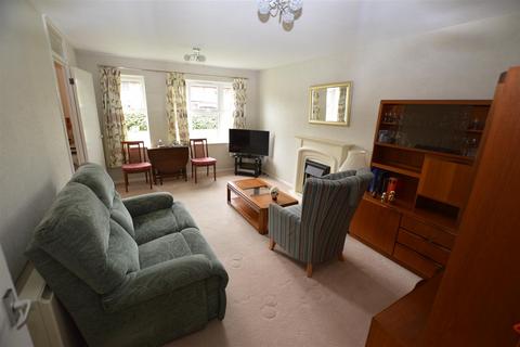 2 bedroom semi-detached bungalow for sale, Cherwell Close, Croxley Green