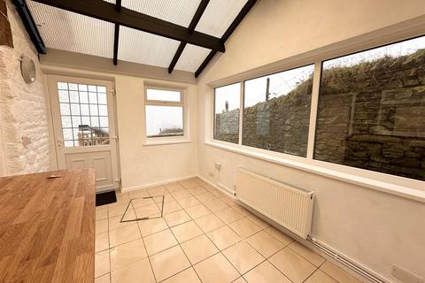 2 bedroom house to rent, Quarnford