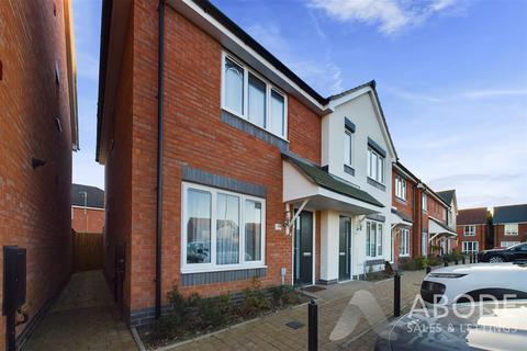 2 bedroom townhouse for sale, Hazelwell Avenue, Burton-On-Trent DE14