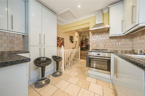 2 bedroom maisonette for sale, Wilfred Owen Close, London, SW19