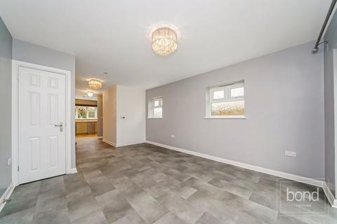 undefined, Old Church Road, Chelmsford CM3