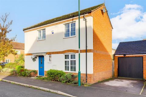 3 bedroom semi-detached house for sale, Tannin Crescent, Bulwell NG6