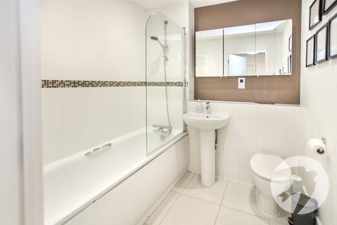 Flat 6, 101 Eltham Hill, London, SE9 5SU