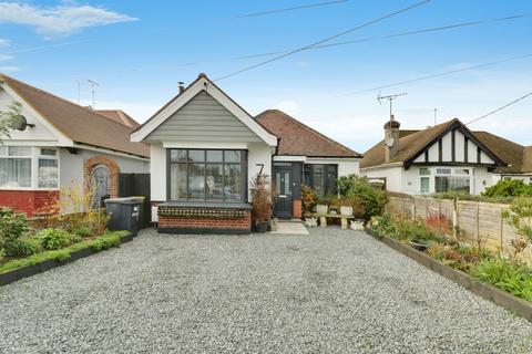 3 bedroom detached bungalow for sale, Barbara Close, Rochford, SS4