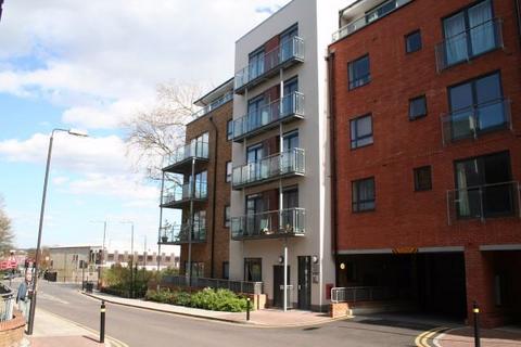 1 bedroom apartment to rent, Rosse Gardens, Hither Green, London, SE13