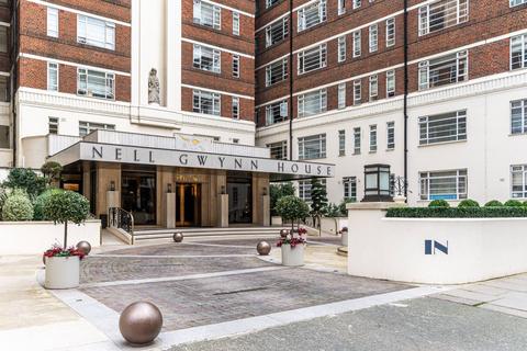 Studio to rent, Sloane Avenue, Chelsea, London, SW3