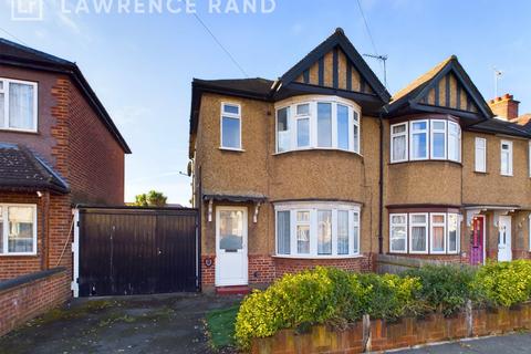 3 bedroom end of terrace house for sale, Bideford Road, Ruislip, Middlesex, HA4