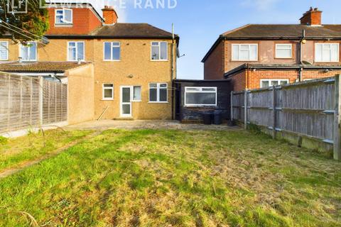 3 bedroom end of terrace house for sale, Bideford Road, Ruislip, Middlesex, HA4