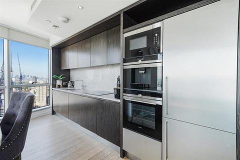 2 bedroom flat to rent, Charrington Tower, 11 Biscayne Avenue, London E14