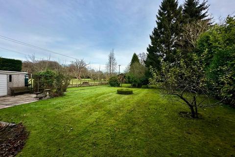 3 bedroom house to rent, Warwick Road, Chadwick End, Solihull