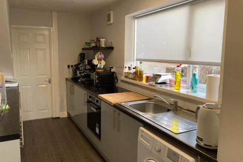 3 bedroom end of terrace house to rent, Bodmin Road, North Shields