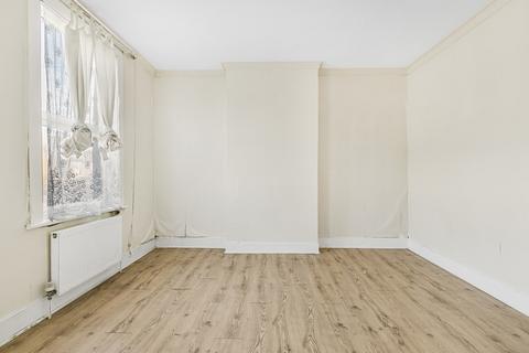 Flat 2, 52 Arundel Road, Croydon, CR0 2EP