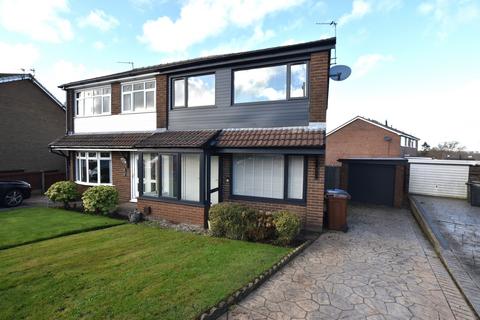 3 bedroom semi-detached house to rent, Lodgeside, Clayton Le Moors, BB5