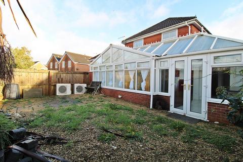 4 bedroom detached house for sale, Llanharan, Pontyclun CF72