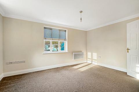 2 bedroom apartment for sale, Groves Close, Colchester, CO4