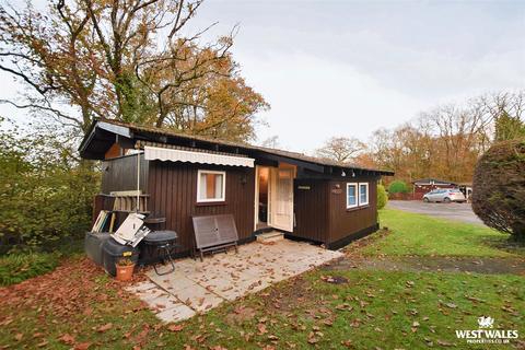2 bedroom chalet for sale, Penlan Holiday Park, Cenarth,