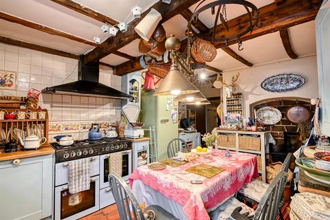 5 bedroom cottage for sale, 54 Cartway, Bridgnorth