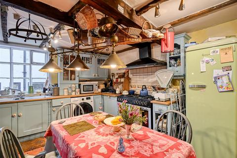 5 bedroom cottage for sale, 54 Cartway, Bridgnorth