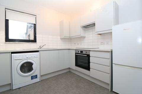 2 bedroom flat to rent, Glenfarg Street, Glasgow, City Of Glasgow, G20