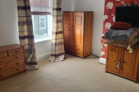 2 bedroom terraced house to rent, Manchester Road, Haslingden BB4