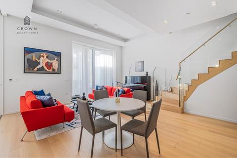 2 bedroom duplex to rent, Lillie Square, London SW6