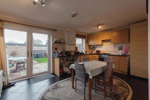 3 bedroom terraced house for sale, Shire Place, Northampton NN3