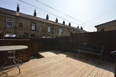 20 Peterborough Terrace, Bradford, BD2 3DL