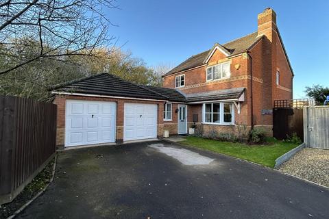 4 bedroom detached house for sale, Horseshoe Paddock, Telford TF4