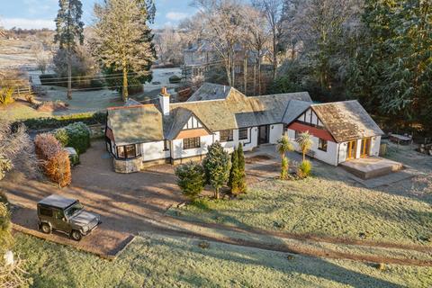 5 bedroom detached house for sale, Blairhoyle, West Lodge , Port of Menteith, Stirlingshire, FK8 3LF