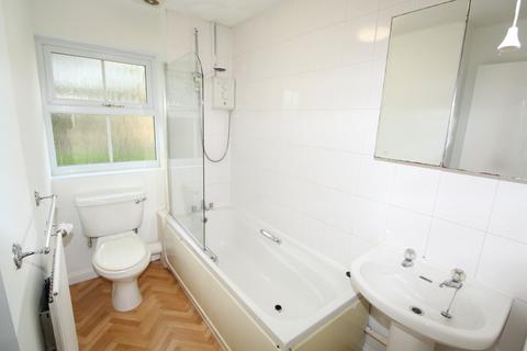 18 Attlee Close, Lutterworth, LE17 4YG