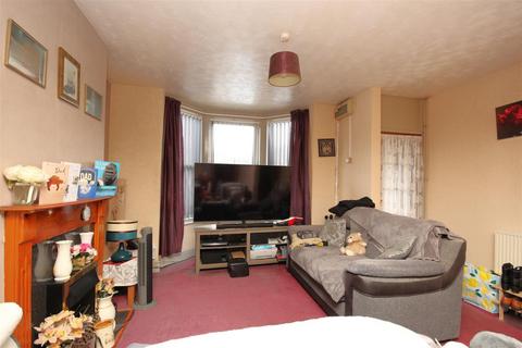 3 bedroom terraced house for sale, Ealing Terrace, Rushden NN10