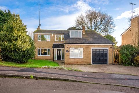 5 bedroom detached house for sale, Vicarage Gardens, Oxforshire OX17