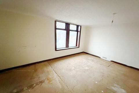 1 bedroom flat for sale, School Street, Methil, Fife KY8