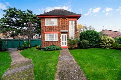 2 bedroom detached house for sale, Park Road, Hampton Wick