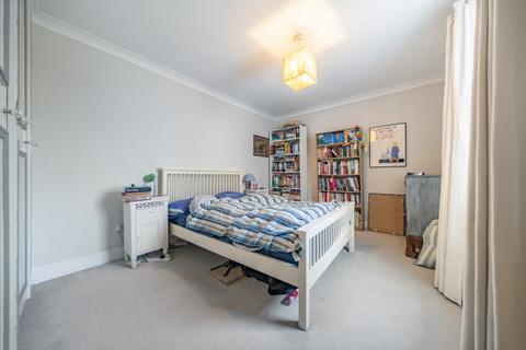 1 bedroom apartment to rent, Putney Bridge Road Putney SW15