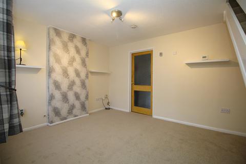 2 bedroom semi-detached house to rent, Deanside Drive, Loughborough, LE11