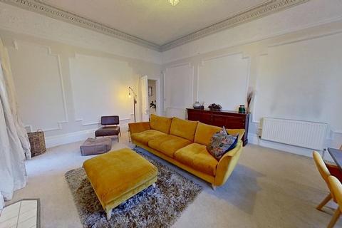 2 bedroom flat to rent, 60 Otley Road, Headingley, Leeds