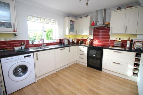 3 bedroom semi-detached house for sale, Dean Avenue, Thornbury