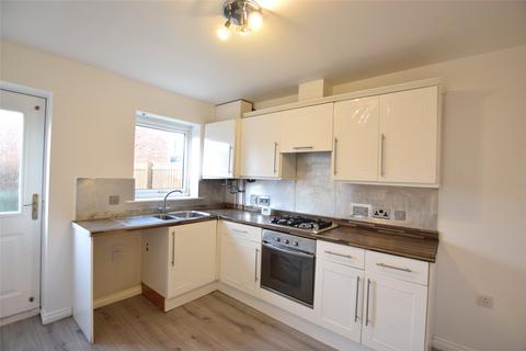 3 bedroom semi-detached house to rent, Grebe Close, Dunston, NE11