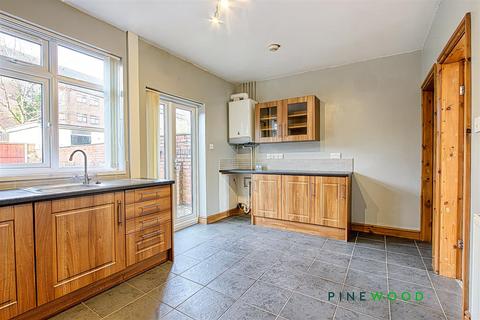 51 Broadleys, Clay Cross, Chesterfield, S45 9JN