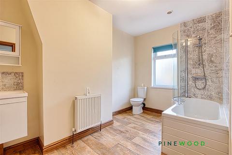 51 Broadleys, Clay Cross, Chesterfield, S45 9JN