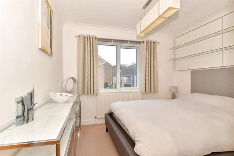 2 bedroom apartment for sale, Valetta Way, Rochester, Kent